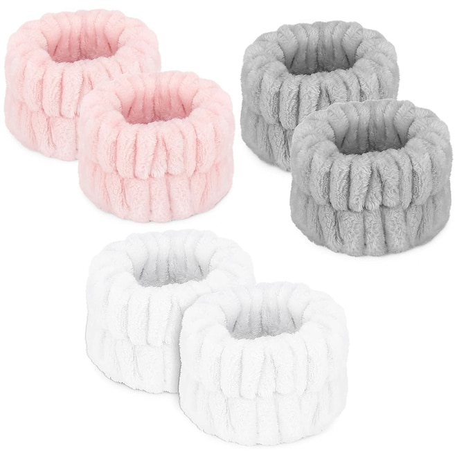 e-comm: towel wristbands